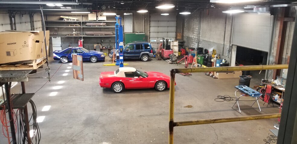 More Photos Of 742 Ashland Ave, Folcroft Warehouse For Lease