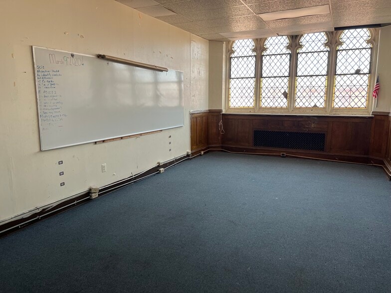 More Photos Of 5359 Lebanon Ave, Philadelphia Schools For Lease
