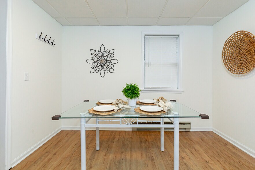 More Photos Of 48 Columbia St, Poughkeepsie Apartments For Sale