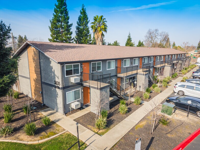 More Photos Of 3831-3835 Annadale Ln, Sacramento Apartments For Sale