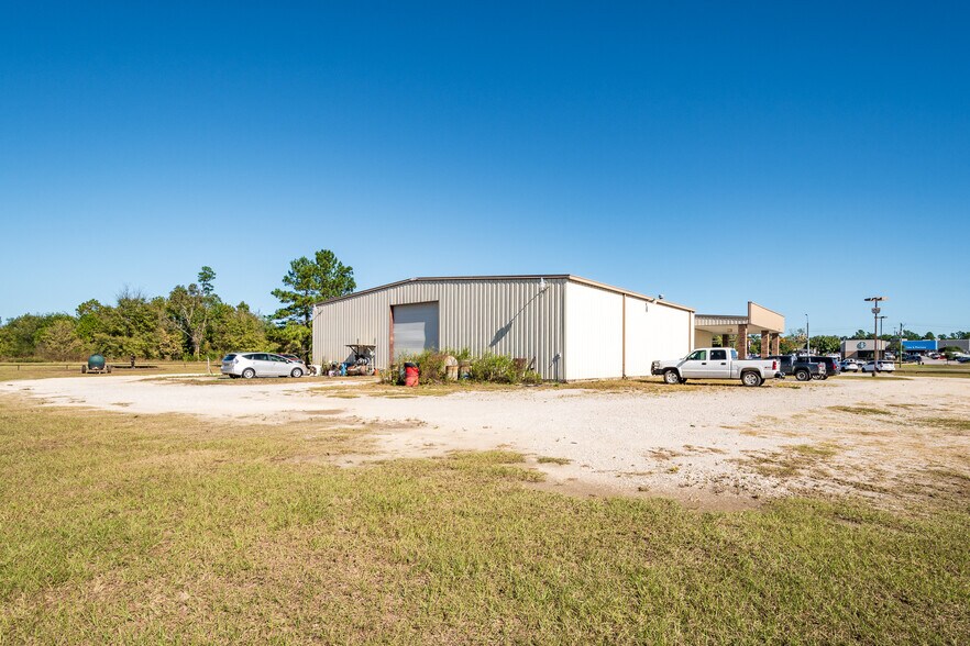 More Photos Of 1617 W Church St, Livingston General Retail For Sale