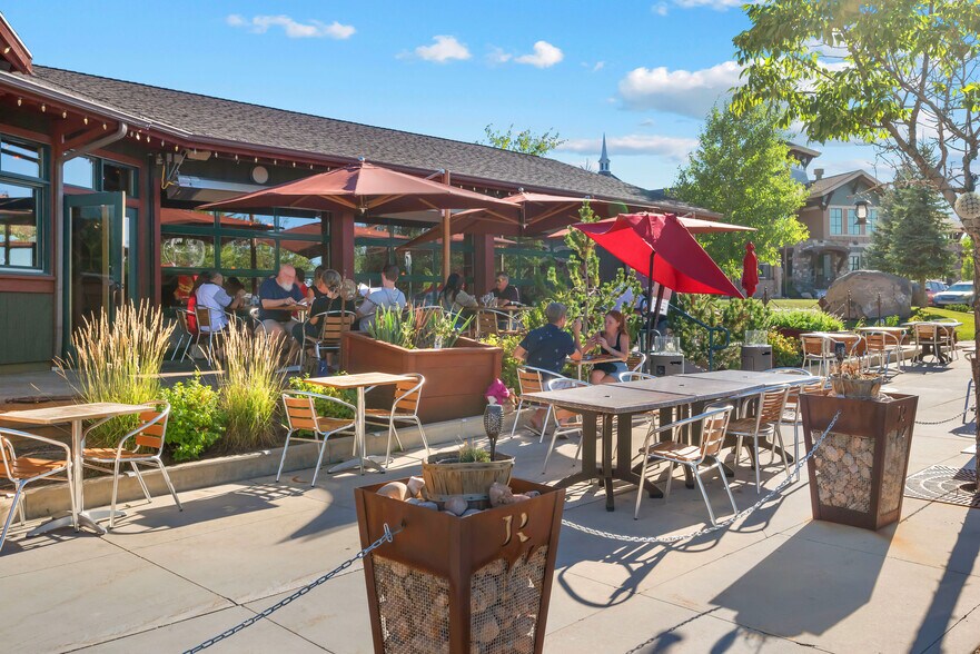 More Photos Of 14886 S Traverse Ridge Rd, Draper Restaurant For Sale