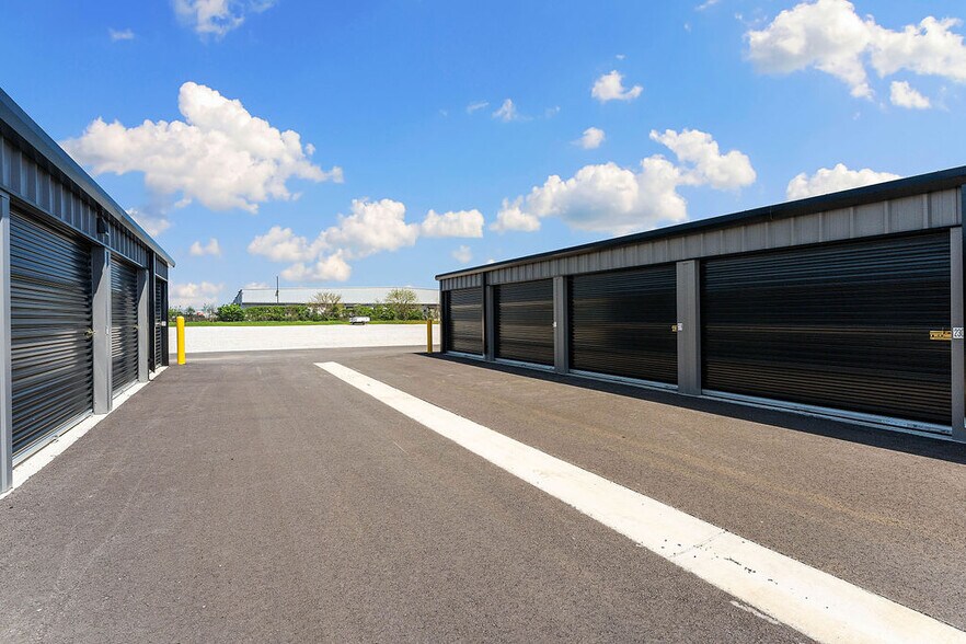 More Photos Of Lowell Commerce Park Ave, Lowell Self Storage For Sale