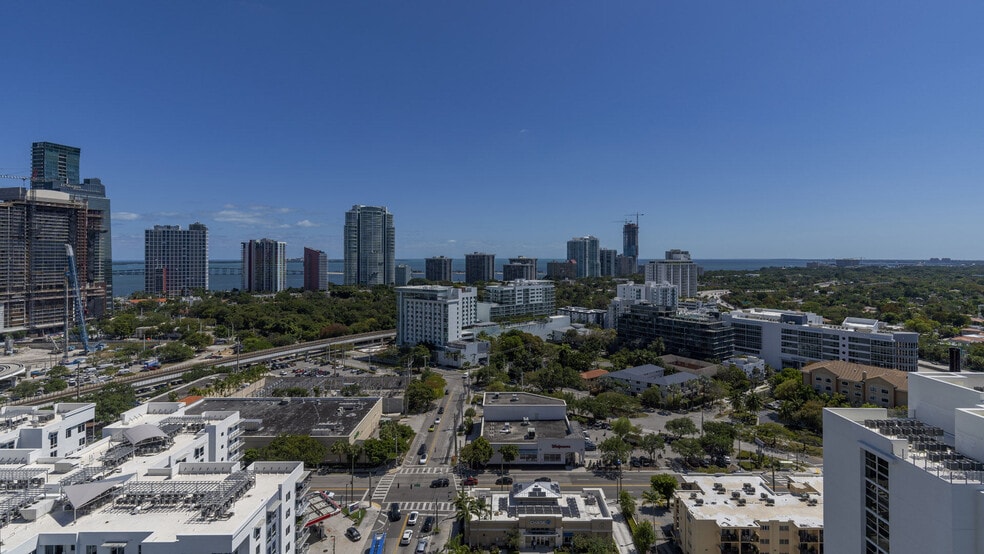 More Photos Of 221 SW 12th St, Miami Apartments For Lease
