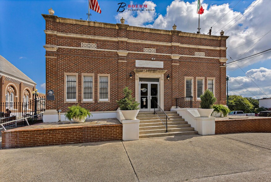 Primary Photo Of 201 Piazza Italia, San Antonio Specialty For Lease