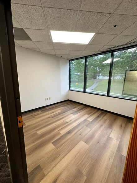 More Photos Of 2265 Roswell Rd, Marietta Office For Lease