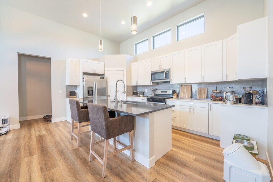 More Photos Of , Hailey Multifamily For Sale