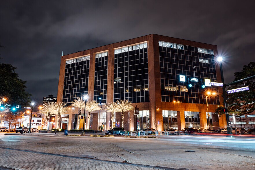 More Photos Of 445 North Blvd, Baton Rouge Office For Lease