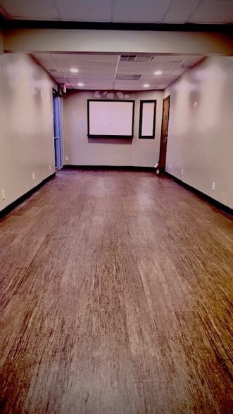 More Photos Of 648 W Campbell Rd, Richardson Medical For Lease