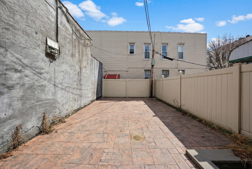 More Photos Of 20 Avenue T, Brooklyn Apartments For Sale