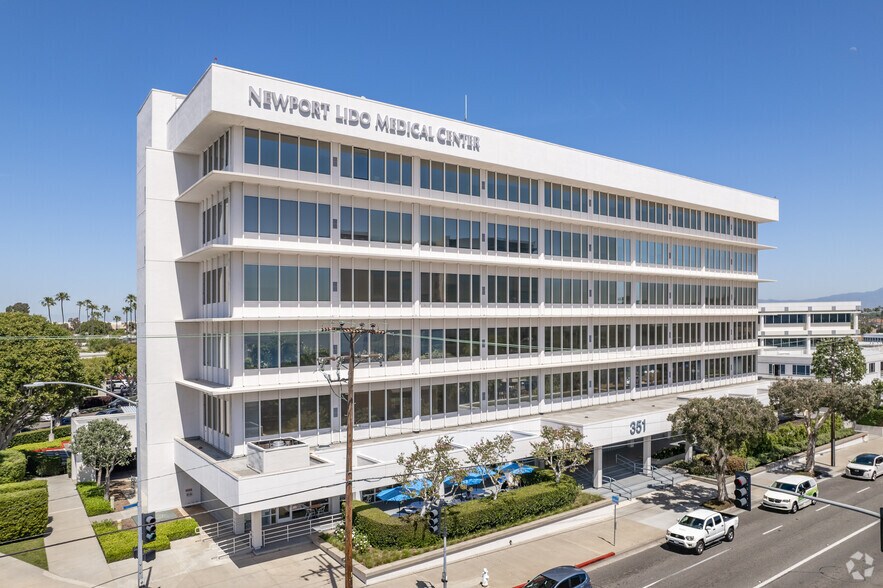 Primary Photo Of 361 Hospital Rd, Newport Beach Medical For Lease