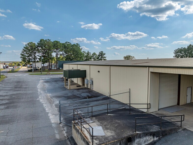 More Photos Of 2773 Marshall Dr, Tifton Warehouse For Sale