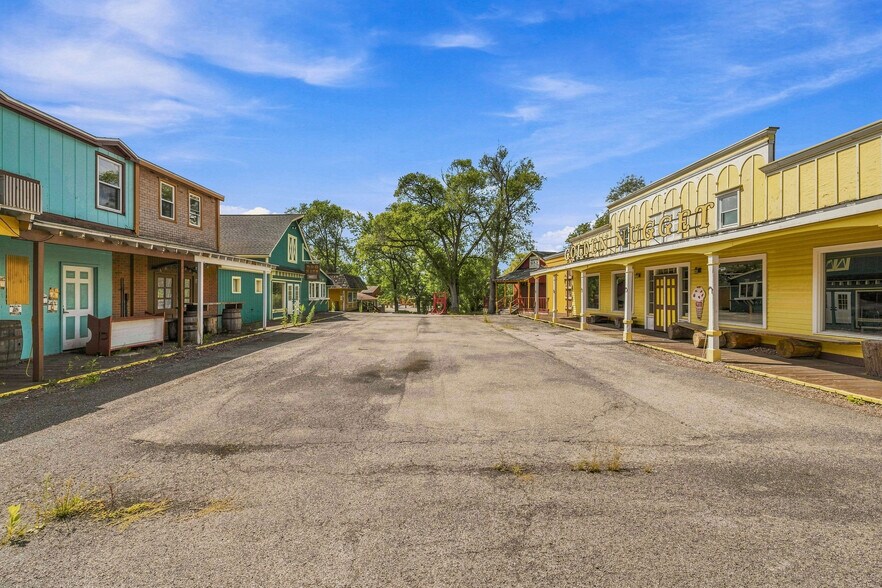 More Photos Of 2400 Grand Island Blvd, Grand Island Amusement Park For Sale