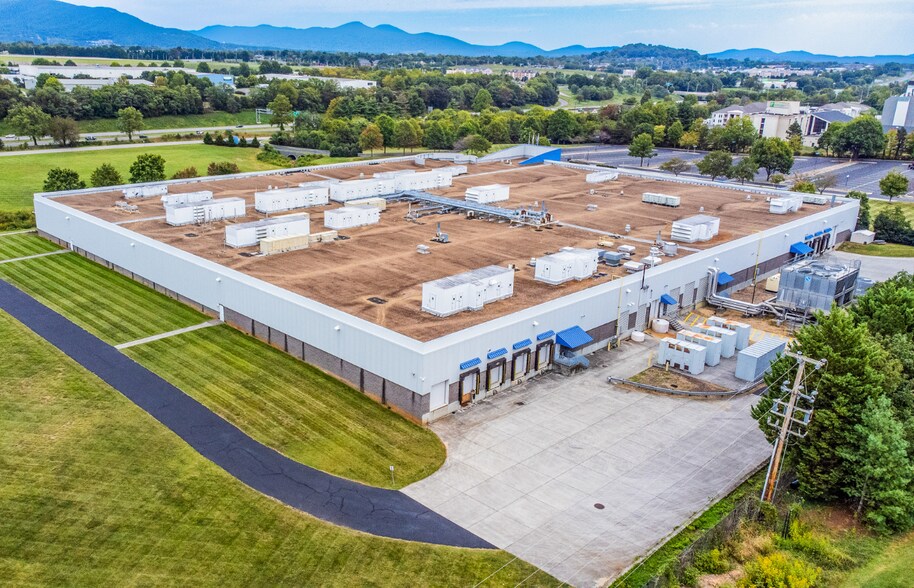 More Photos Of 2797 Frontage Rd NW, Roanoke Manufacturing For Lease