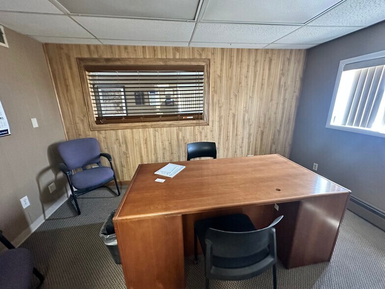 More Photos Of 2450 S 32nd St, Billings Warehouse For Sale