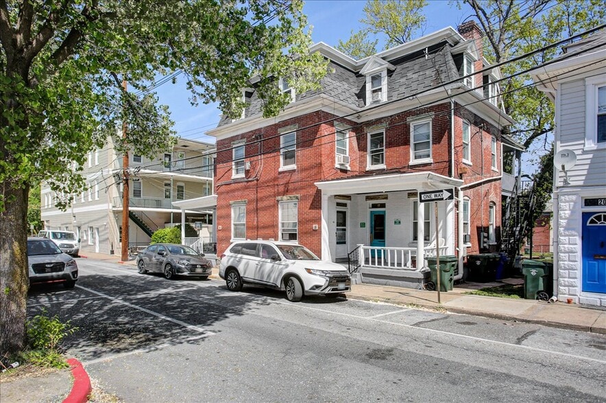 More Photos Of 16-18 Wayside Ave, Hagerstown Apartments For Sale