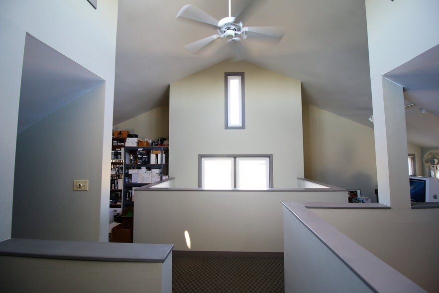 More Photos Of 4700 Northwest Plaza West Dr, Zionsville Loft Creative Space For Sale