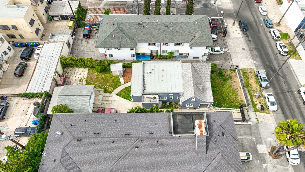 More Photos Of 241 N Catalina St, Los Angeles Land For Sale