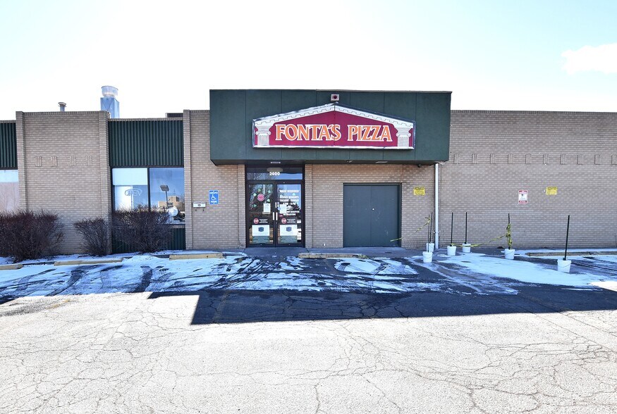 More Photos Of 2400-2408 8th Ave, Greeley Storefront Retail Office For Lease