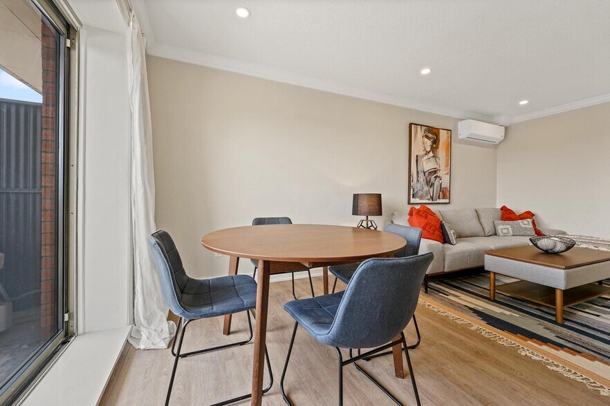 More Photos Of 143 Main St, Dartmouth Apartments For Sale