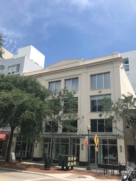 More Photos Of 1962 Main St, Sarasota Office For Lease