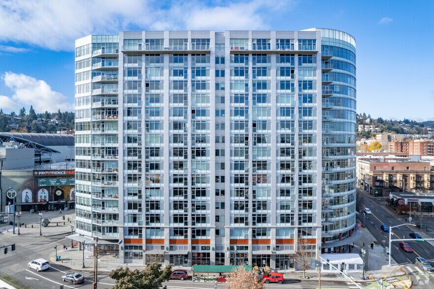 More Photos Of 1926 W Burnside, Portland Apartments For Lease