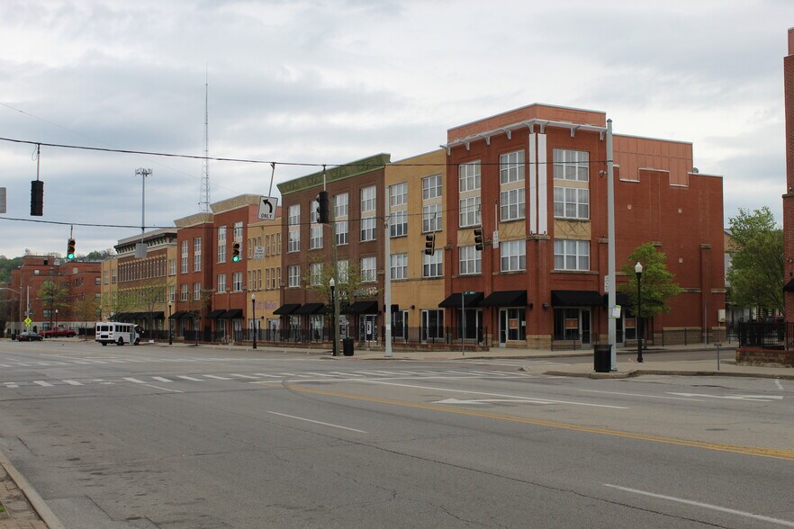 More Photos Of 1202 Linn St, Cincinnati Apartments For Lease