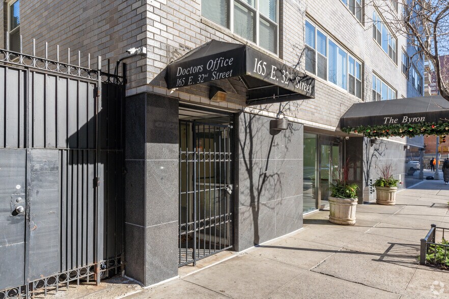 More Photos Of 476-474 3rd Ave, New York Apartments For Lease