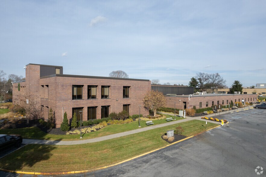 More Photos Of 312 W Route 38, Moorestown Office For Lease