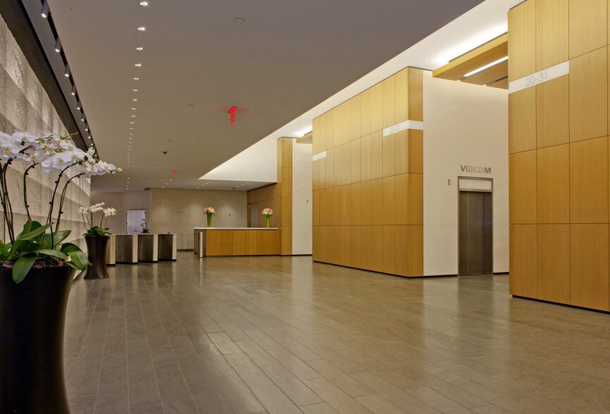 More Photos Of 1515 Broadway, New York Office For Lease
