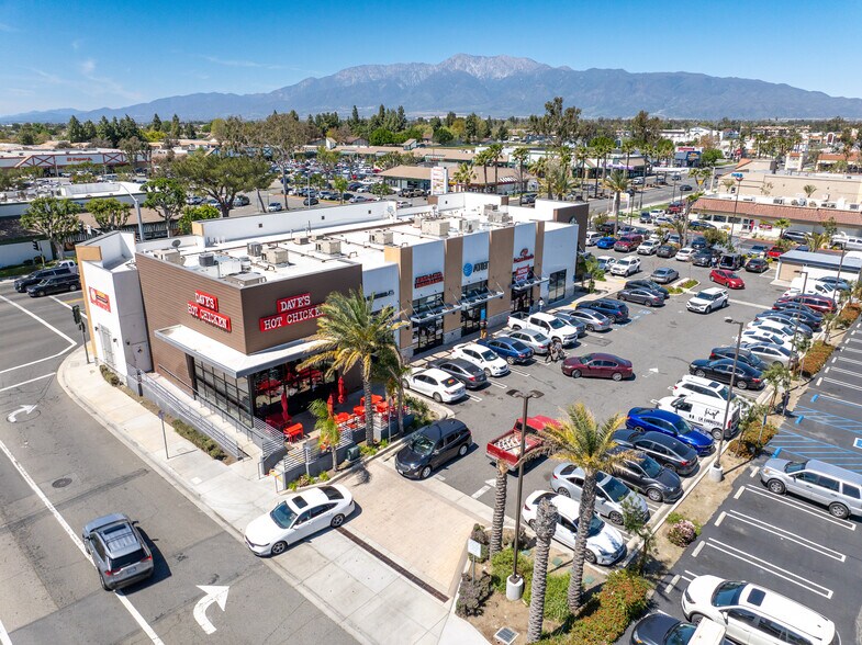 Primary Photo Of 9885 Sierra Ave, Fontana Storefront For Lease