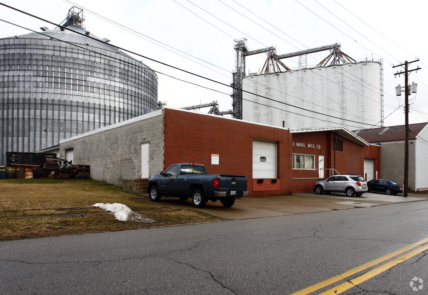 More Photos Of 30 Harker St, Mansfield Warehouse For Lease