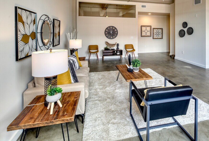 More Photos Of 1100 Richmond Hwy, Richmond Apartments For Sale