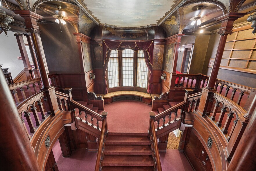 More Photos Of 2540 Park Ave, Minneapolis Schools For Sale