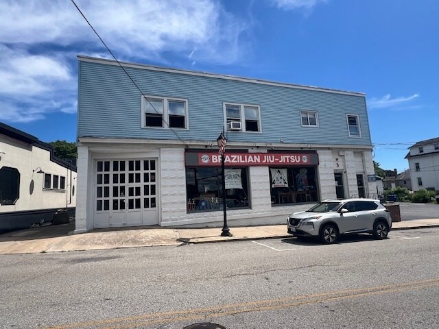Primary Photo Of 31-33 Railroad Ave, Westerly Storefront Retail Office For Sale