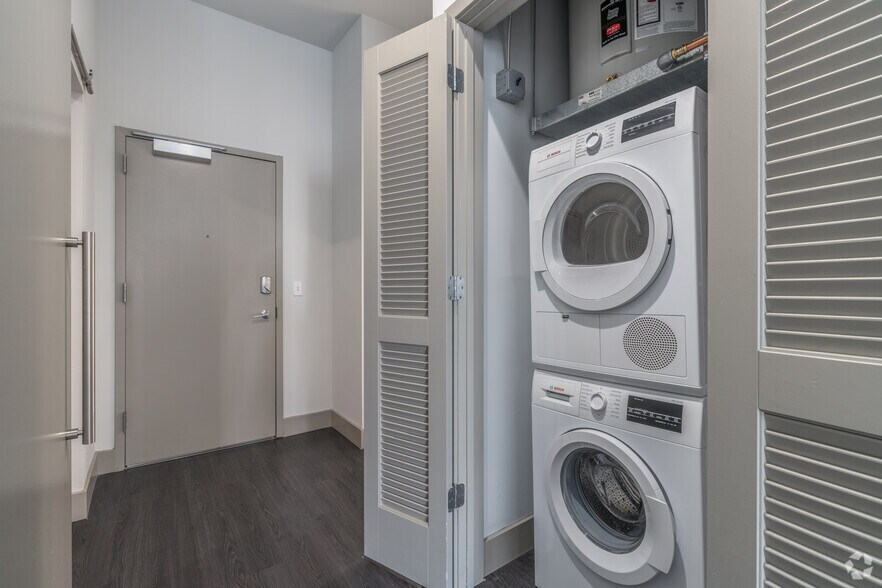 More Photos Of 1112-1128 Chestnut St, Philadelphia Apartments For Lease