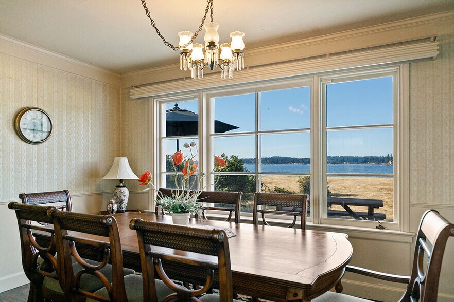 More Photos Of 3026 Marine Dr, Bremerton Specialty For Sale