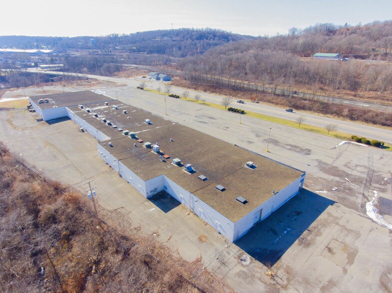 More Photos Of 6798-6816 Big Beaver Blvd, Beaver Falls Light Manufacturing For Lease