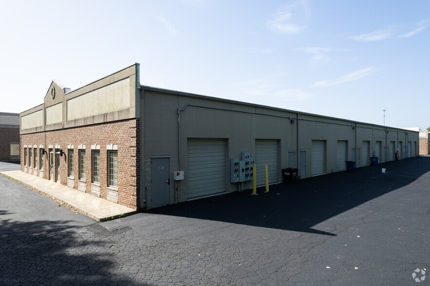 More Photos Of 4409 Meramec Bottom Rd, Saint Louis Unknown For Lease