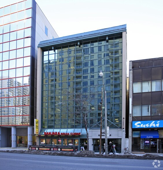 Primary Photo Of 164 Eglinton Ave E, Toronto Office For Lease