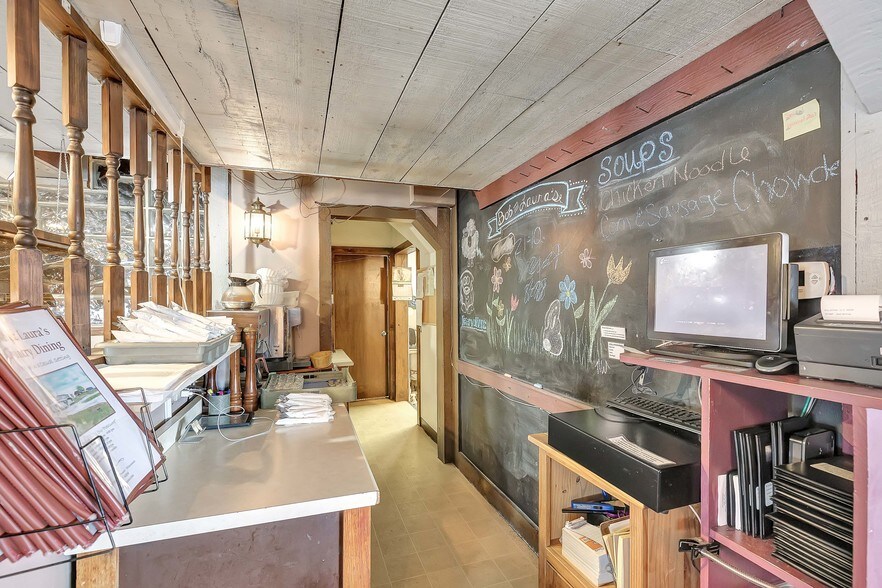 More Photos Of N4175 Alpine Ln, Pound Restaurant For Sale