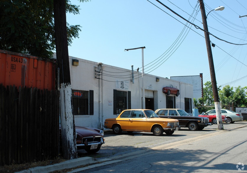 More Photos Of 4835 Rhode Island Ave, Hyattsville Auto Repair For Sale