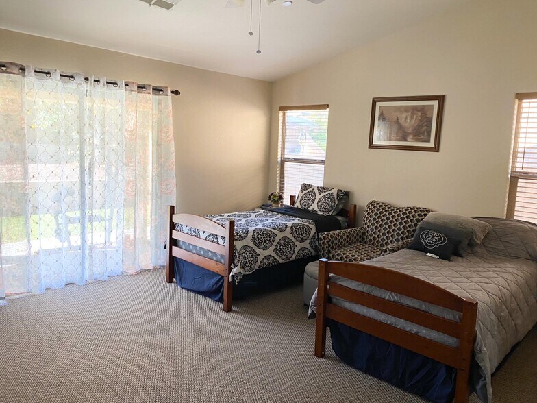 More Photos Of 23026 W Gardenia Dr, Buckeye Assisted Living For Sale