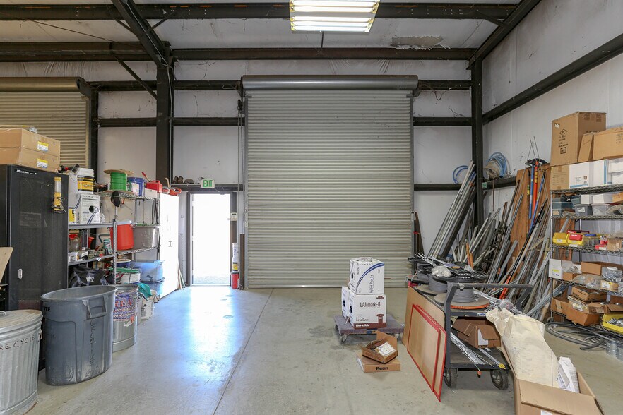 More Photos Of 128 Heron Way, Merced Light Manufacturing For Lease