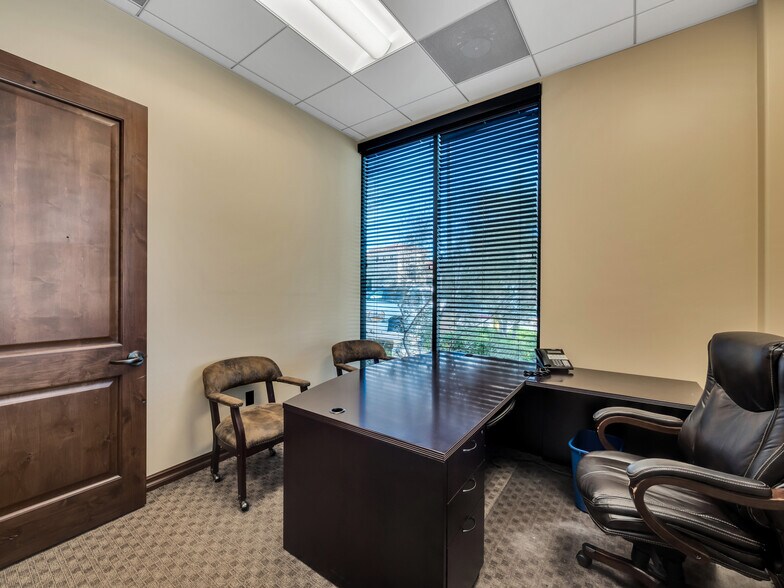 More Photos Of 3155 Old Conejo Rd, Thousand Oaks Office For Sale