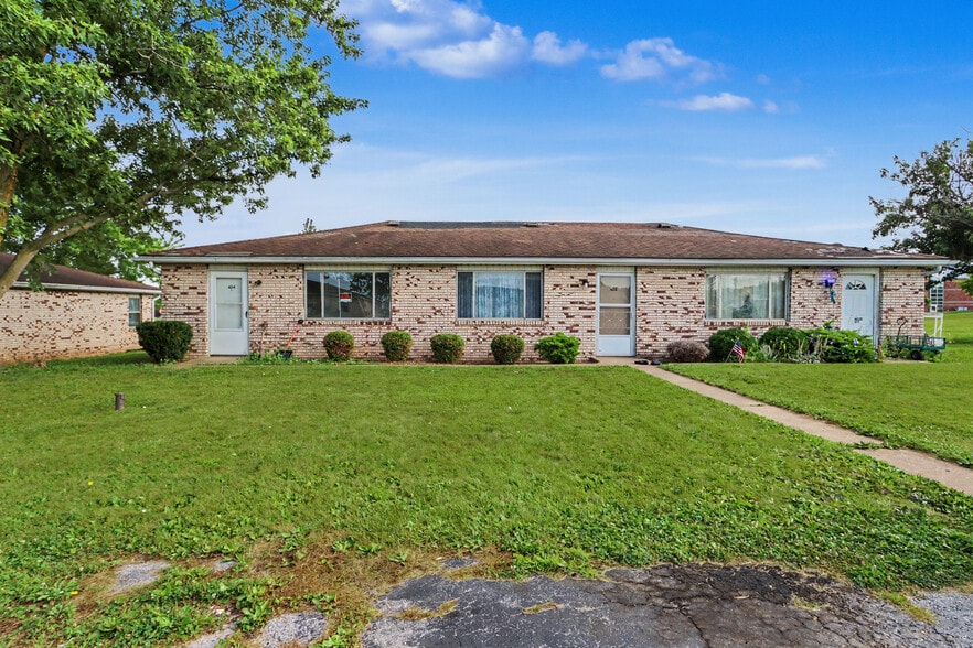 More Photos Of 318 Rae Ct, Willard Apartments For Sale