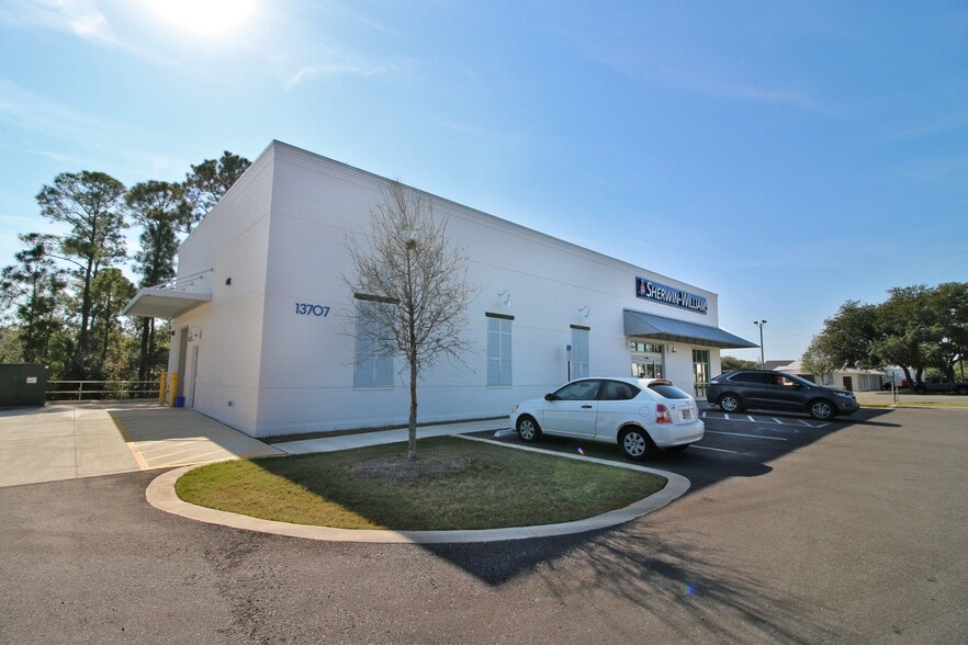 More Photos Of 13707 Innerarity Point rd, Pensacola Storefront Retail Office For Sale