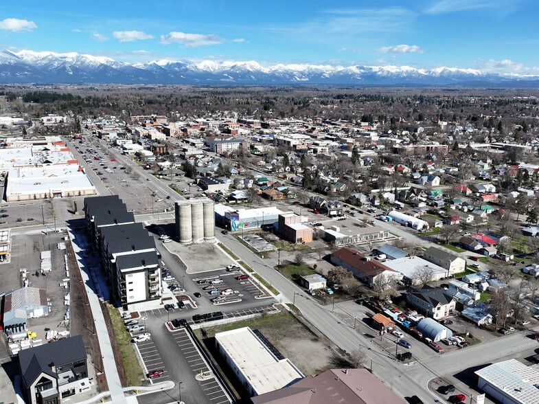 More Photos Of 647 Center st, Kalispell Light Distribution For Sale