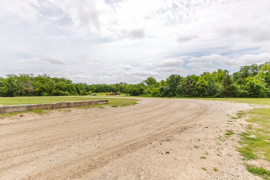 More Photos Of 1663 Georgia Rd, Humboldt Specialty For Sale