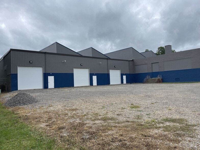 Primary Photo Of 2351 Mount Pleasant Rd, Mount Pleasant Warehouse For Lease